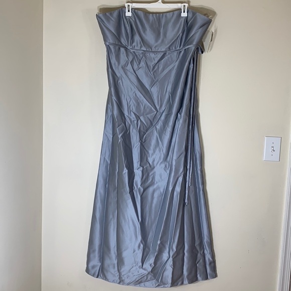 NWT. Dessy Collection USA Made Strapless Platinum Matte Maxi Dress Plus-24. - Picture 2 of 12
